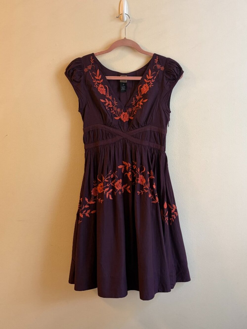 Anthropologie Lithe Dress Purple Pink Cap Sleeve Embroidered Boho Chic Size 2
